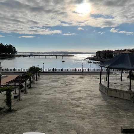 Apartamento Plaza Del Parque Villanueva De Arosa Exteriör bild