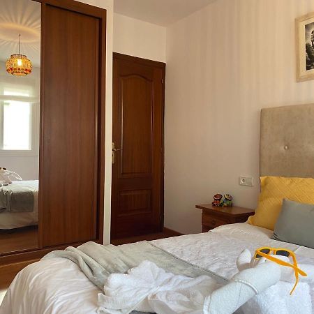 Apartamento Plaza Del Parque Villanueva De Arosa Exteriör bild