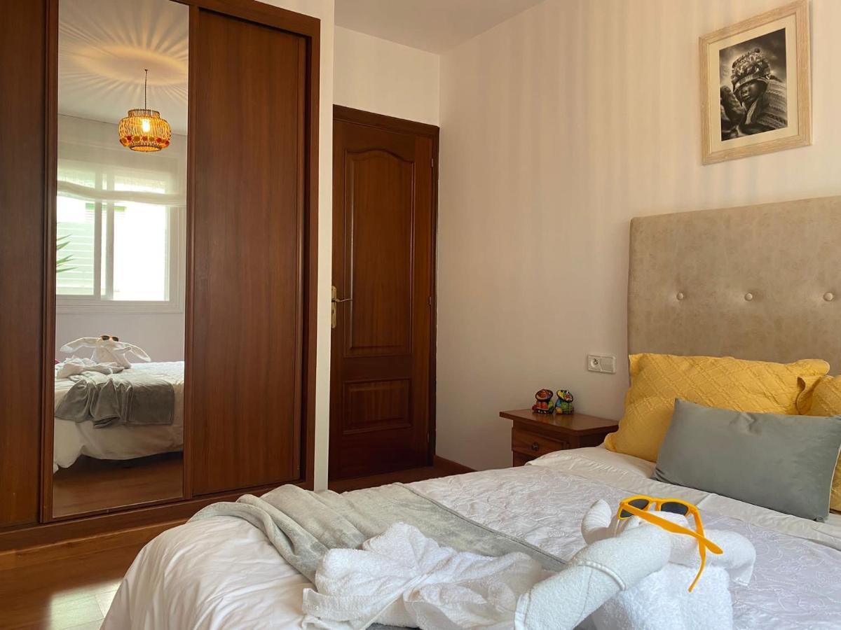Apartamento Plaza Del Parque Villanueva De Arosa Exteriör bild